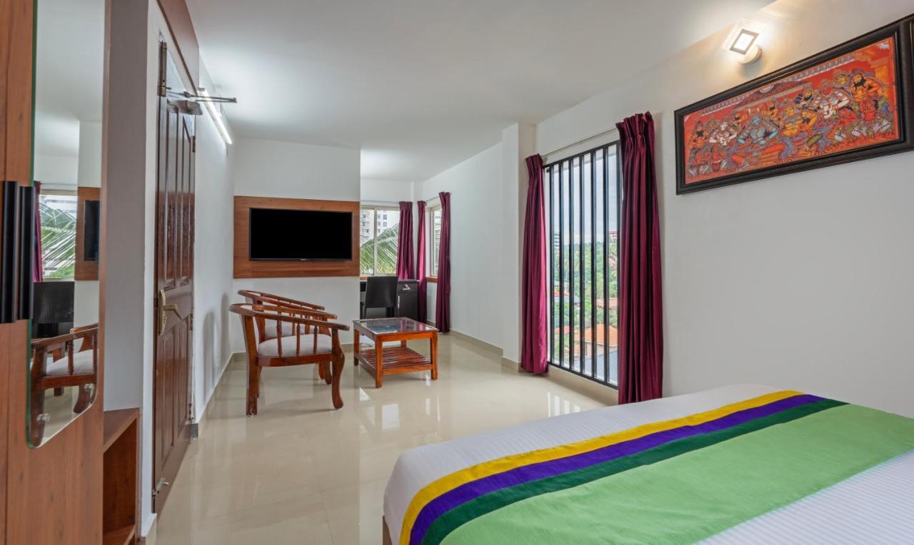 Treebo Jp Residency Hotell Thiruvananthapuram Exteriör bild